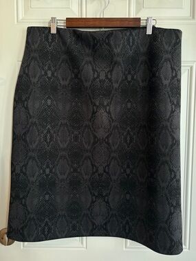 Evri Snake Skin Stretch Pull On Skirt